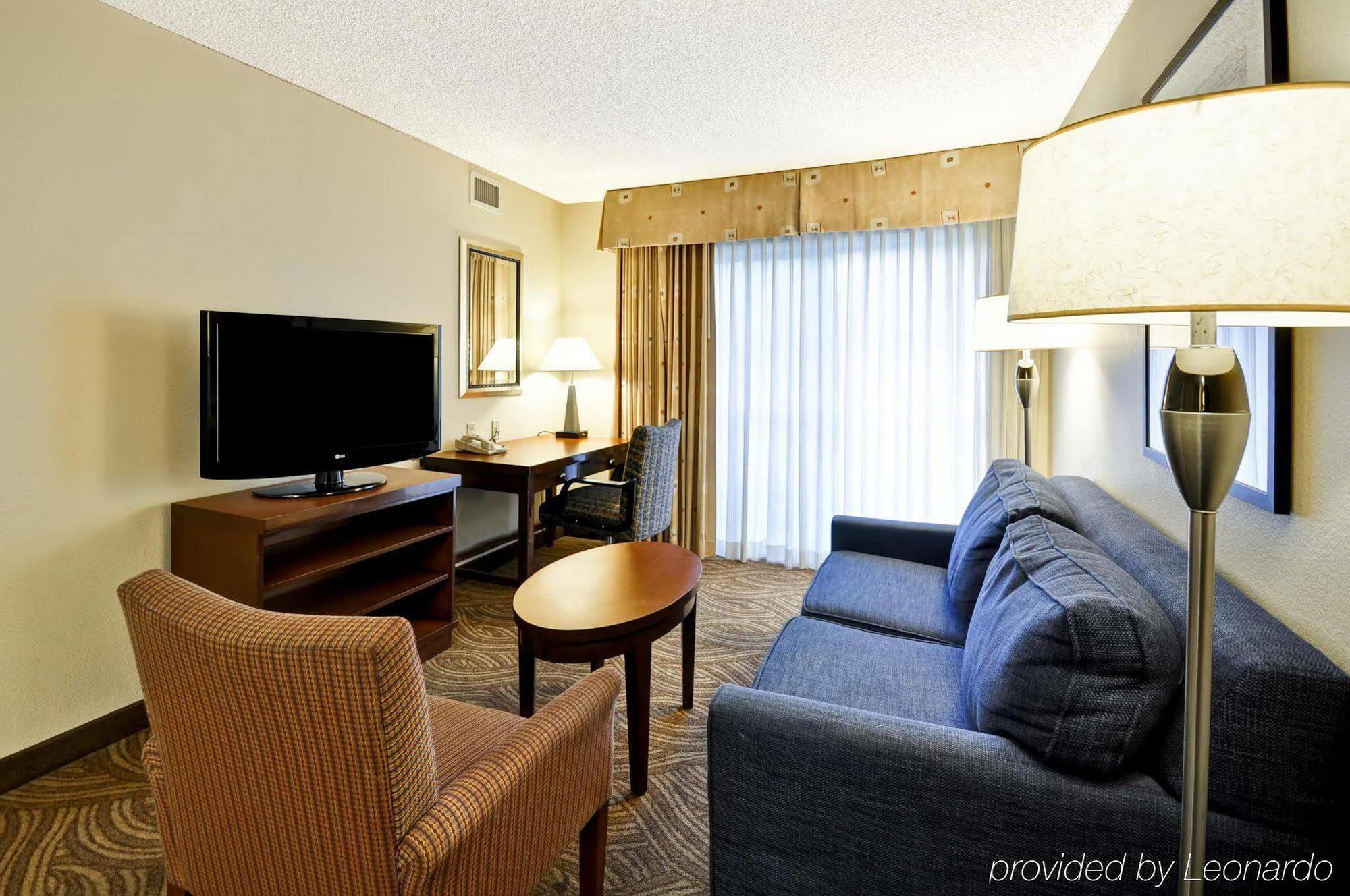 Homewood Suites By Hilton - Oakland Waterfront Exterior photo